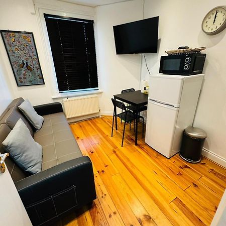 Notting Hill Guest Flat Apartman Ealing kerület Szoba fotó