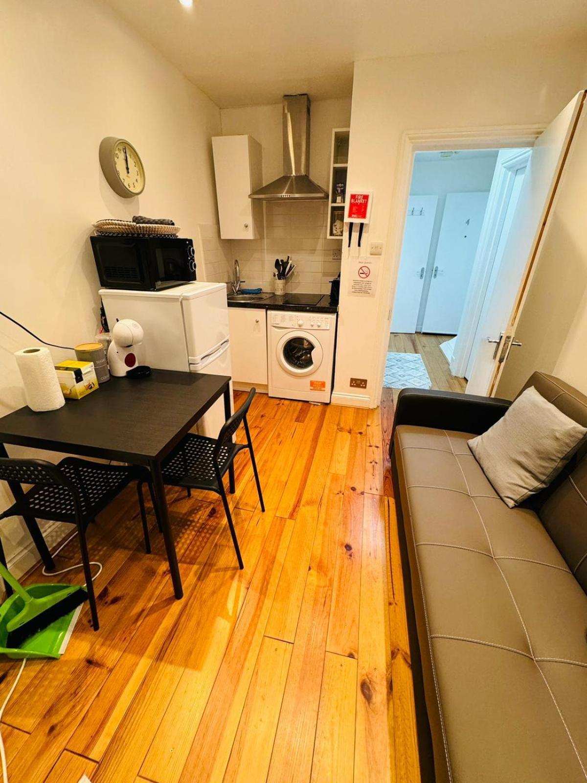 Notting Hill Guest Flat Apartman Ealing kerület Szoba fotó